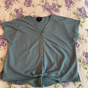 Button down short sleeved tee with knot tie